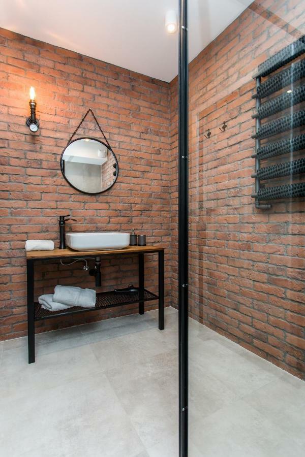 Modern & Classy Industrial - Apartamenty Browar Gdańsk Exteriör bild