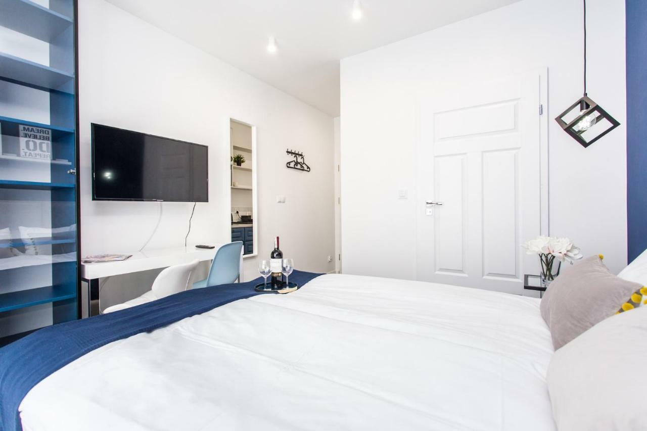 Modern & Classy Industrial - Apartamenty Browar Gdańsk Exteriör bild